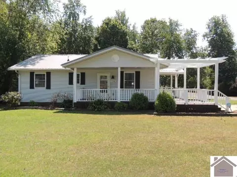 504 Macedonia Rd, Mayfield, KY 42066