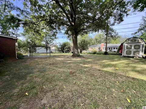 822 S 9th St, Murray, KY 42071 photo 27
