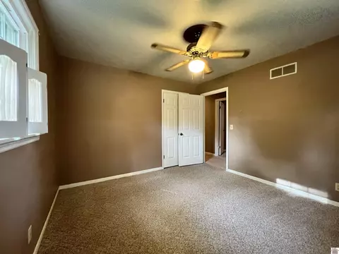 822 S 9th St, Murray, KY 42071 photo 18