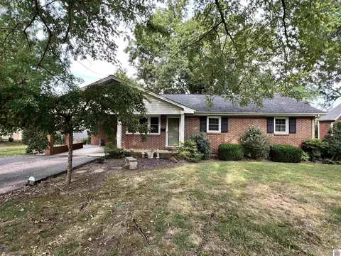 822 S 9th St, Murray, KY 42071 photo 2
