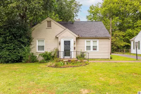 3515 Pines Rd, Paducah, KY 42001