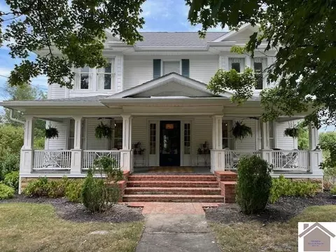 711 Backusburg, Mayfield, KY 42066