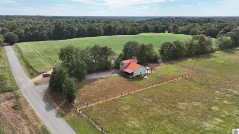 5193 Old Dover Rd, Cadiz, KY 42211