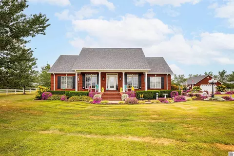 315 Holland Cemetery Rd, Murray, KY 42071