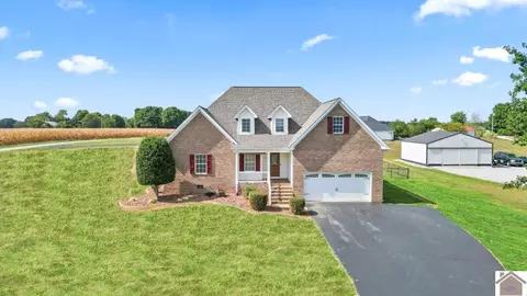 753 Loving Chapel Rd, Franklin, KY 42134