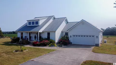2874 St Rt 1372, Bardwell, KY 42023