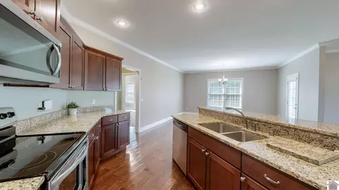 2247 Mitchell Dr, Murray, KY 42071 photo 10