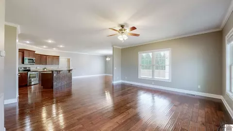 2247 Mitchell Dr, Murray, KY 42071 photo 7