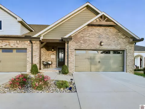 273 Moon Bay Dr, Kuttawa, KY 42055