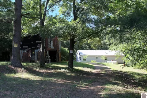 192 Hico Rd, Murray, KY 42071