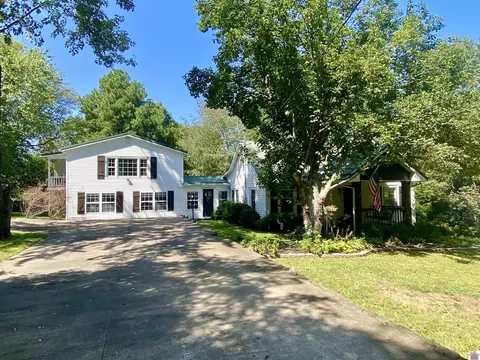 4135 Minnich Dr, Paducah, KY 42001