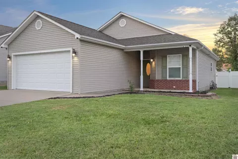 185 Riegel, Paducah, KY 42001