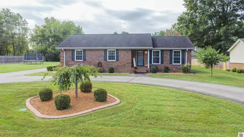 110 Kimberly Dr, Paducah, KY 42001
