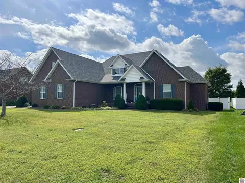 116 Legacy Ln, Murray, KY 42071 photo 3