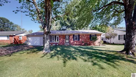 1108 Wilton Ave, Mayfield, KY 42066