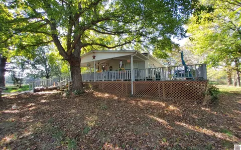 190 Mckinney Rd, Kuttawa, KY 42055