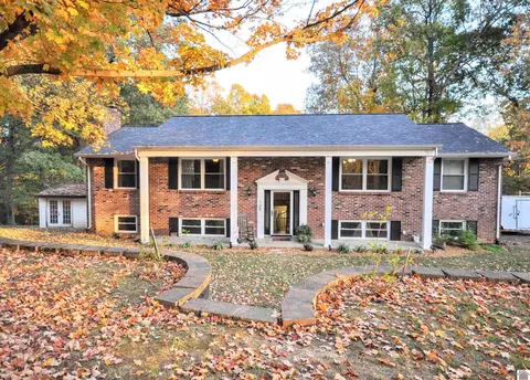 165 Randa Cir, Paducah, KY 42003