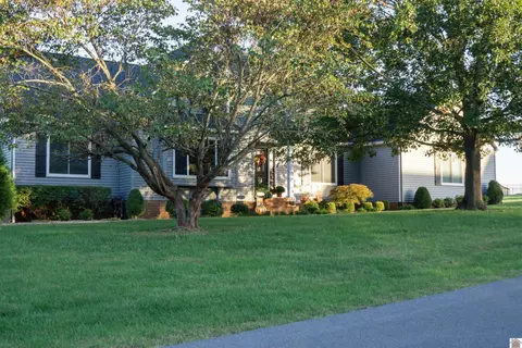 915 Turnbury Dr, Princeton, KY 42445