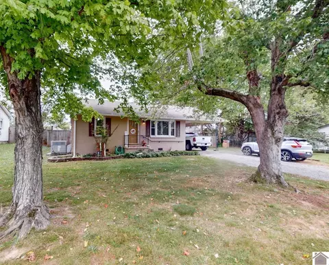 517 S S St, Murray, KY 42071