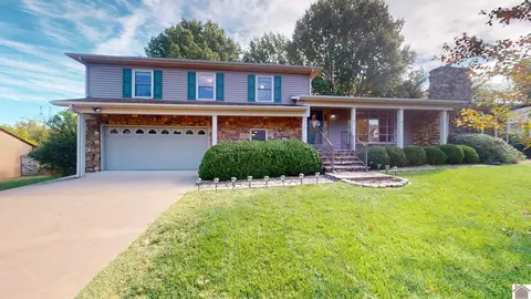 4330 Wellingborough Ln, Paducah, KY 42003