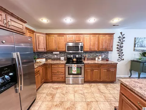 2757 Legends Dr, Paducah, KY 42001 photo 10