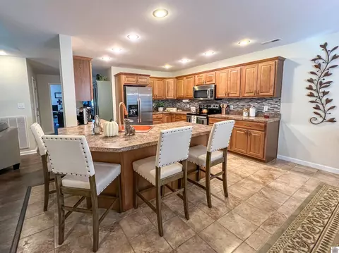 2757 Legends Dr, Paducah, KY 42001 photo 8