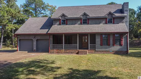 9618 Scale Rd, Benton, KY 42025