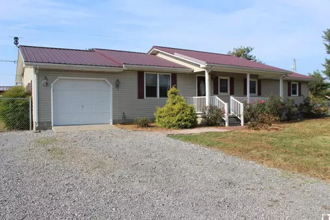 245 Coleman Rd, Marion, KY 42064