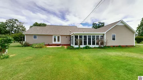 1946 Dodd Rd, Murray, KY 42071 photo 2