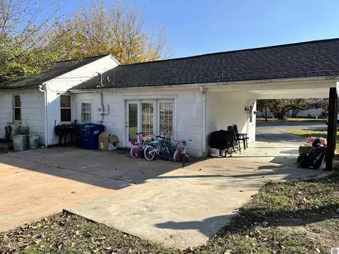 307 E 14th St, Benton, KY 42025 photo 28