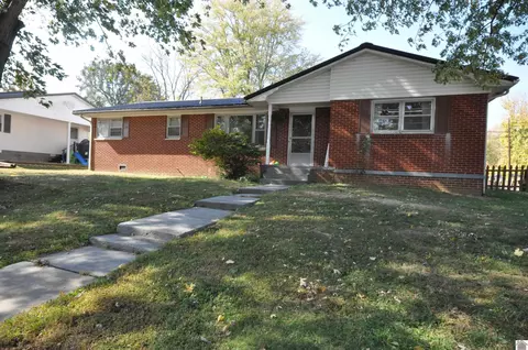 329 N Walker St, Marion, KY 42064
