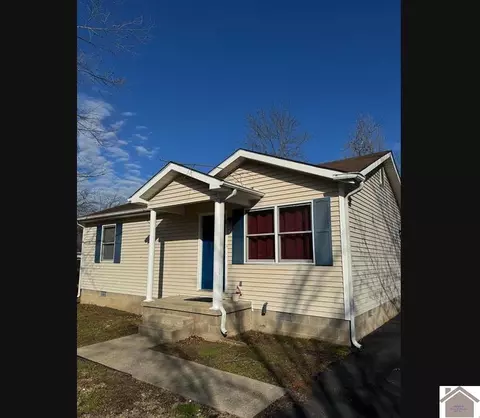 1610 Stately Vision Ln, Paducah, KY 42003