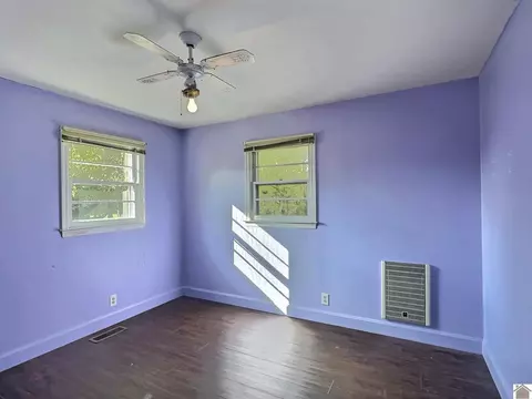 624 Main St, Hazel, KY 42049 photo 9