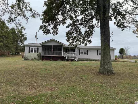 813 Prizer Pt, Cadiz, KY 42211