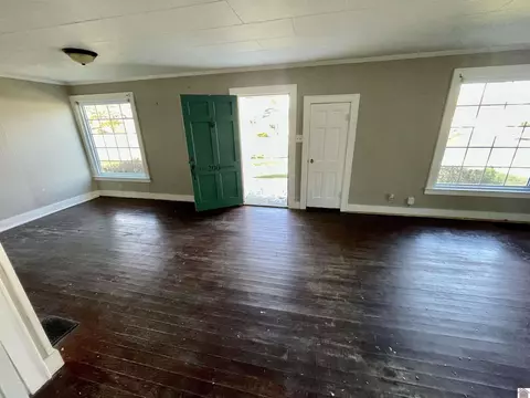 200 E Farthing St, Mayfield, KY 42066 photo 7