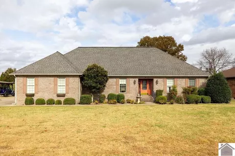 192 Ironwood Dr, Murray, KY 42071