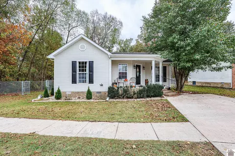 140 Sunrise Dr, Kevil, KY 42053