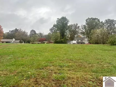 17 Martin Cir, Paducah, KY 42001