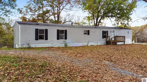 739 Keith Dr, Grand Rivers, KY 42045
