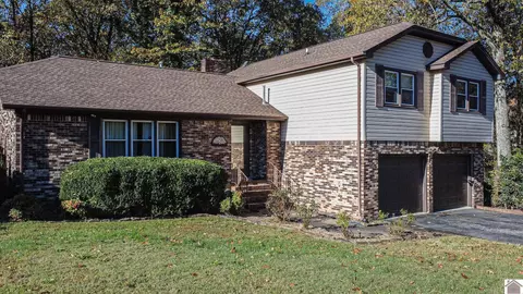 181 Jessamine Dr, Paducah, KY 42001