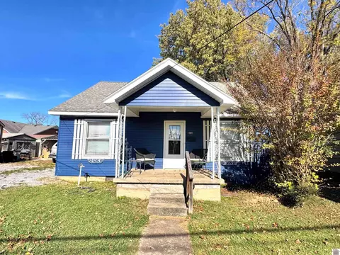410 Sycamore St, Murray, KY 42071