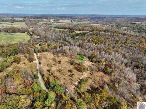 000 Goodsprings Rd, Fredonia, KY 42411