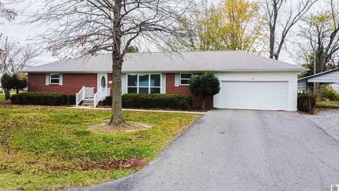 962 Richard Burnley Ave, Kevil, KY 42053