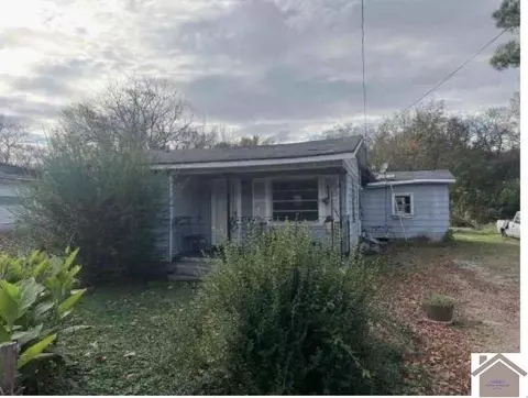 415 Hubbardsville Ln, Hopkinsville, KY 42240