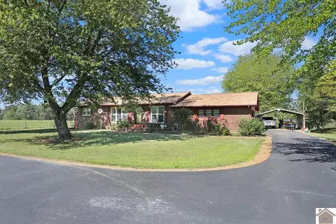 1322 Burkeen Rd, Dexter, KY 42036