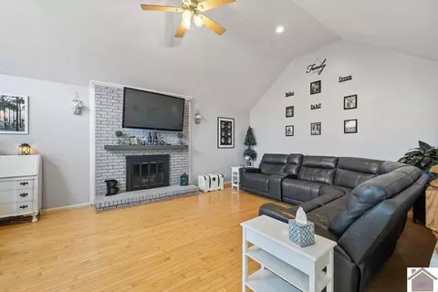 1552 Mockingbird Dr, Murray, KY 42071 photo 7