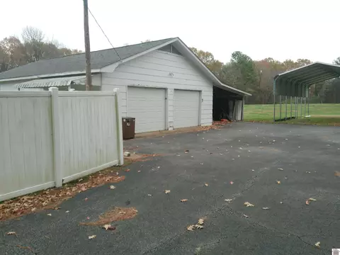 5242 Epperson Rd, Paducah, KY 42003 photo 3