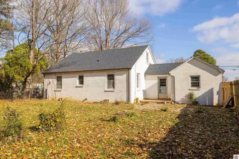 200 Irvan St, Murray, KY 42071 photo 24