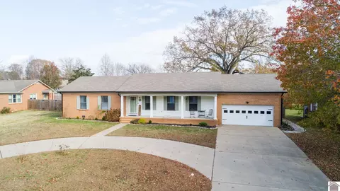 1570 Mockingbird Dr, Murray, KY 42071