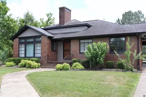 207 W 14th St, Benton, KY 42025 photo 3